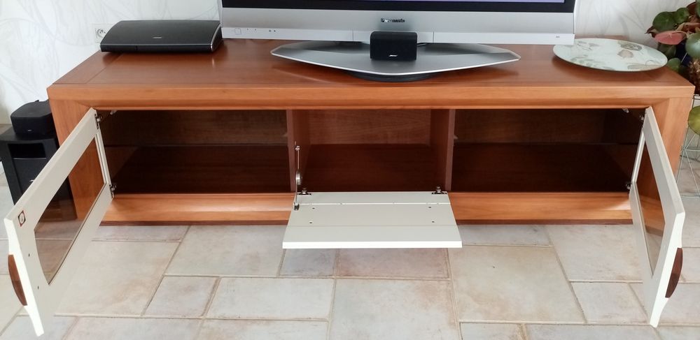 Meuble t&eacute;l&eacute;vision Meubles