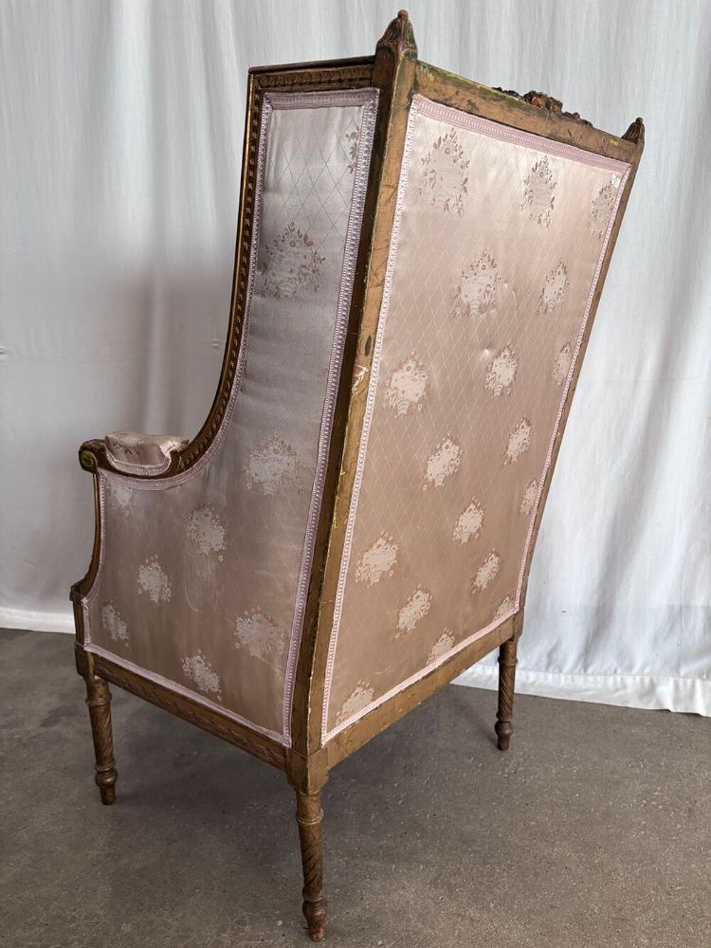 Fauteuil berg&egrave;re style Louis XVI Meubles