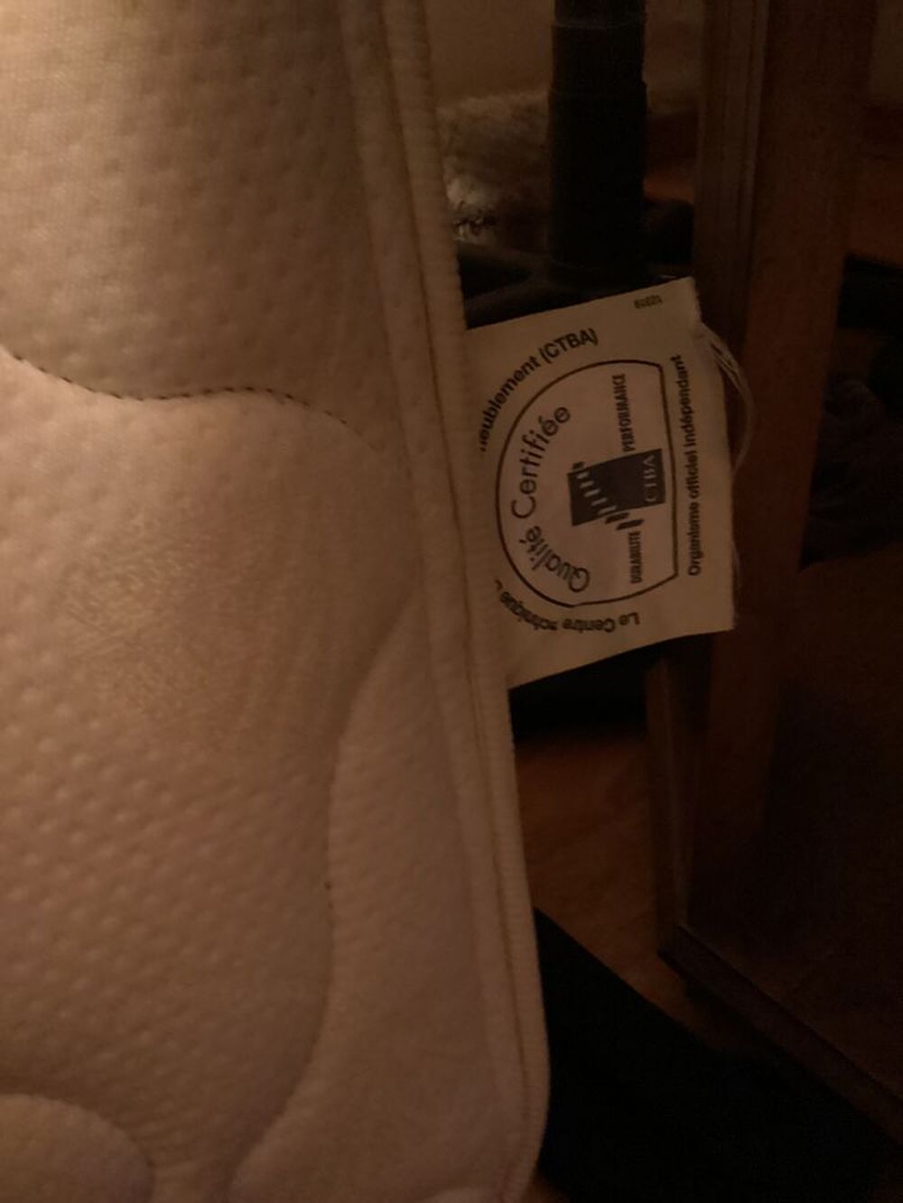 Matelas Simmons et son sommier Meubles