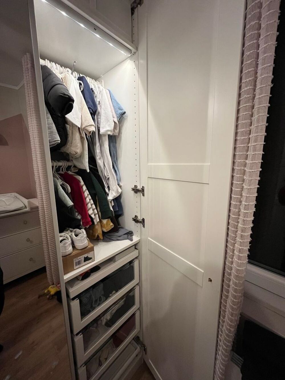 Dressin PAX IKEA Meubles
