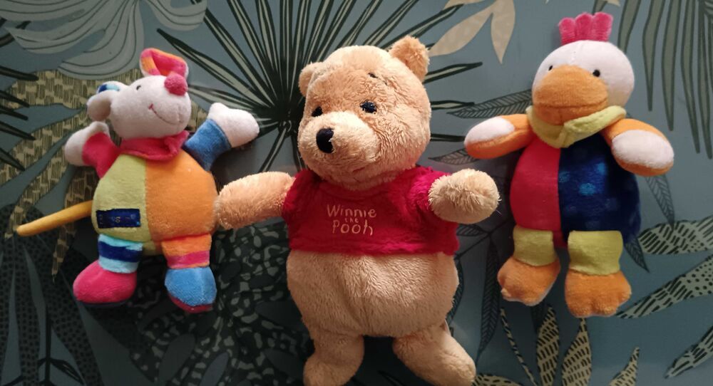 Lot de 4 peluches 