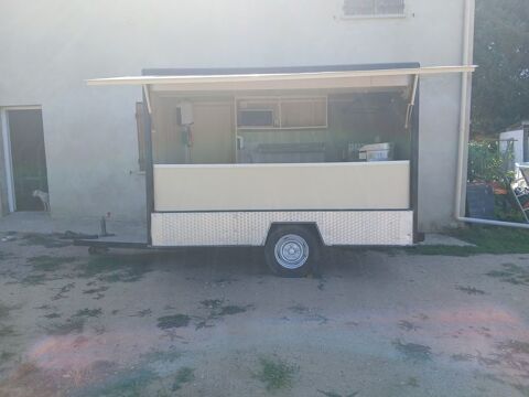 Remorque Food Truck &eacute;quip&eacute;e 12500 33860 Reignac