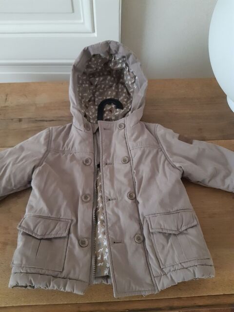 Manteau enfant 12 mois marque Cyrillus.
15 Saint-Genis-Laval (69)