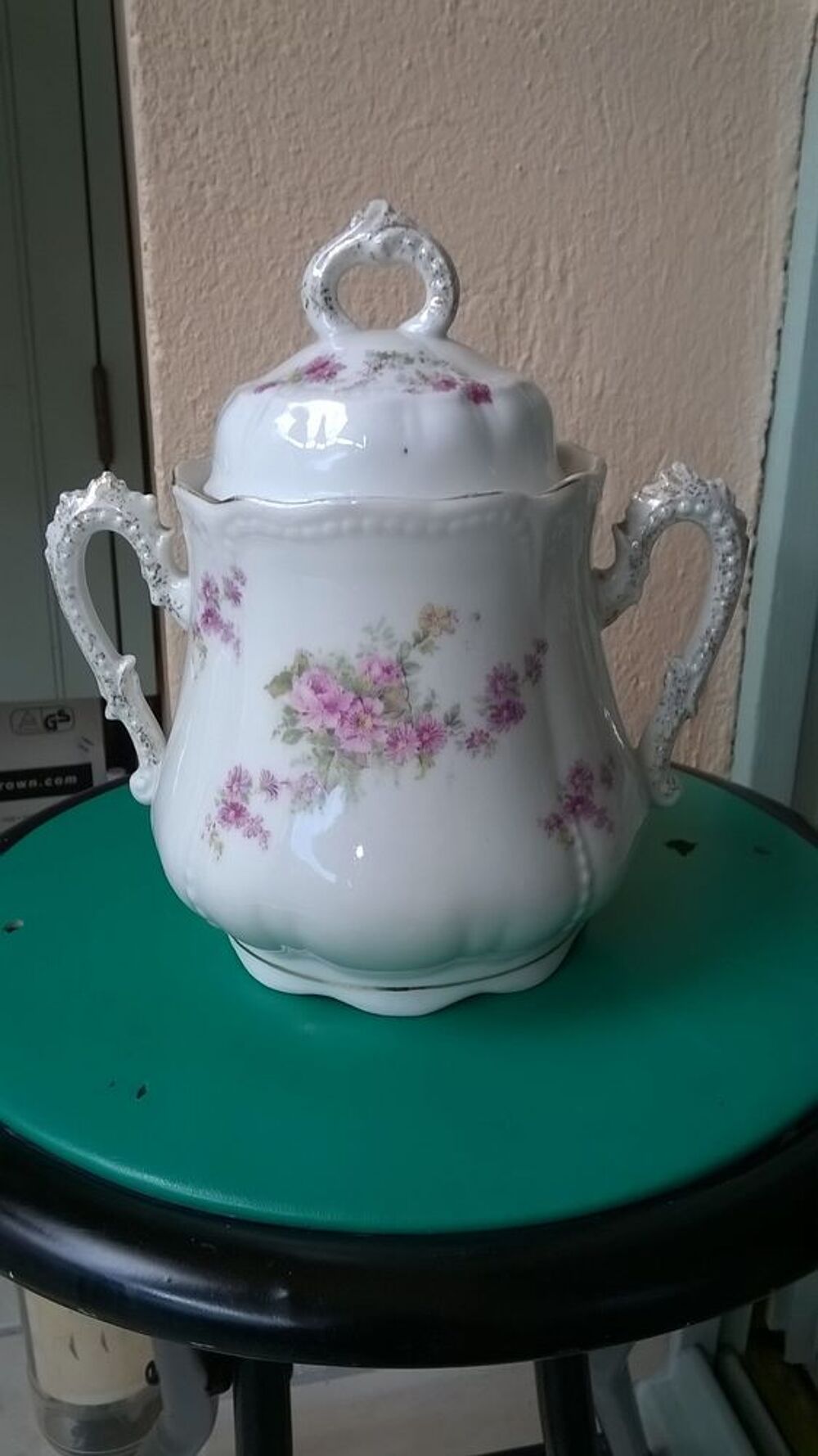 Service &agrave; caf&eacute; ancien en porcelaine 