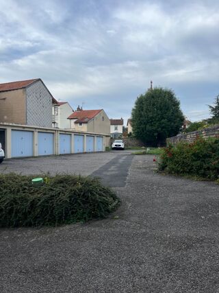  Parking / Garage  louer 9 m