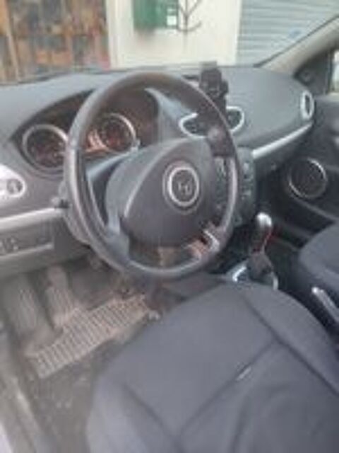 Clio III Clio 1.5 dCi 85 Confort Pack Clim Dynamique 2006 occasion 30300 Fourques