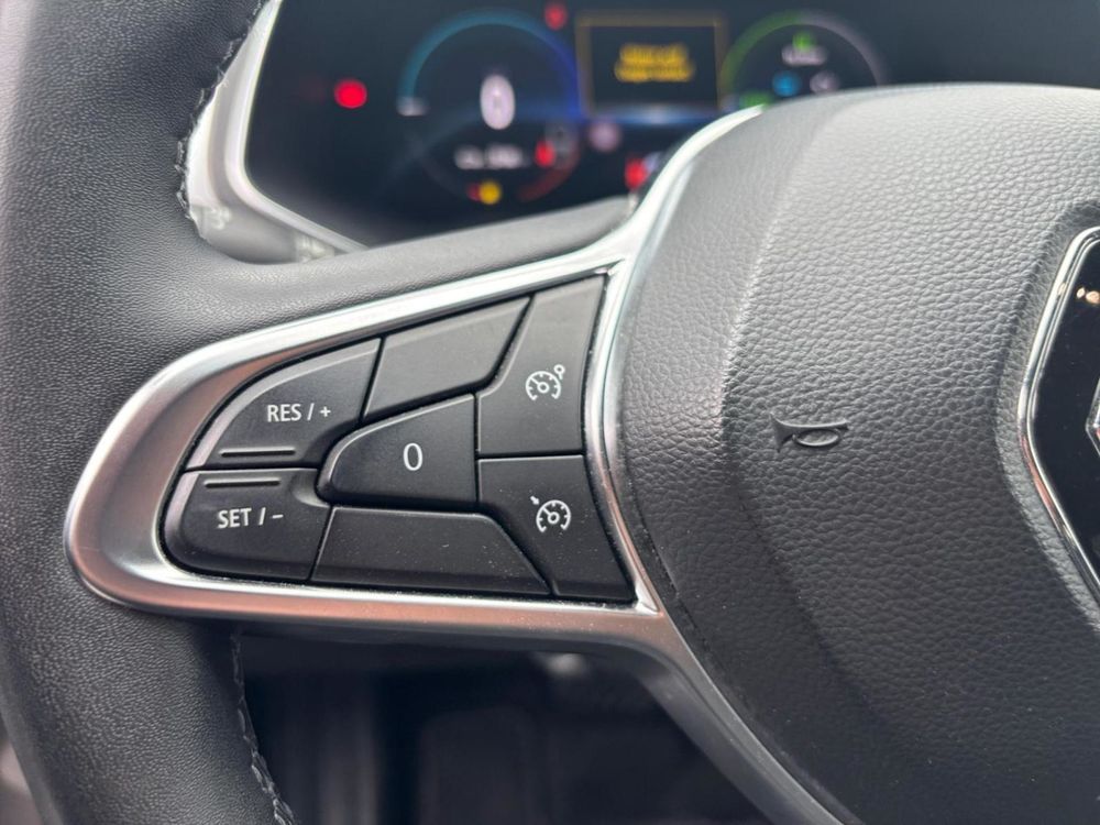 Captur E-Tech full hybrid 145 Techno fast track 2023 occasion 91300 Massy