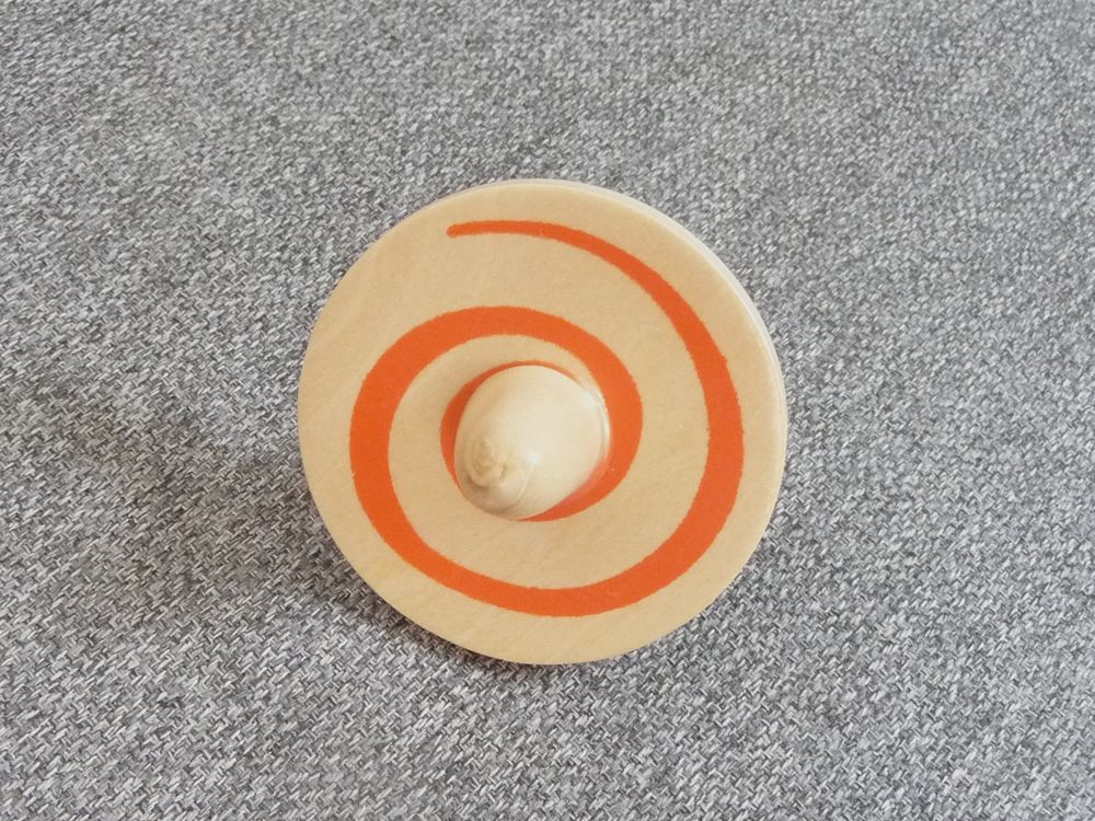 Toupie en Bois Beige &agrave; Motifs Bleu et Orange avec 3 ballons Jeux / jouets