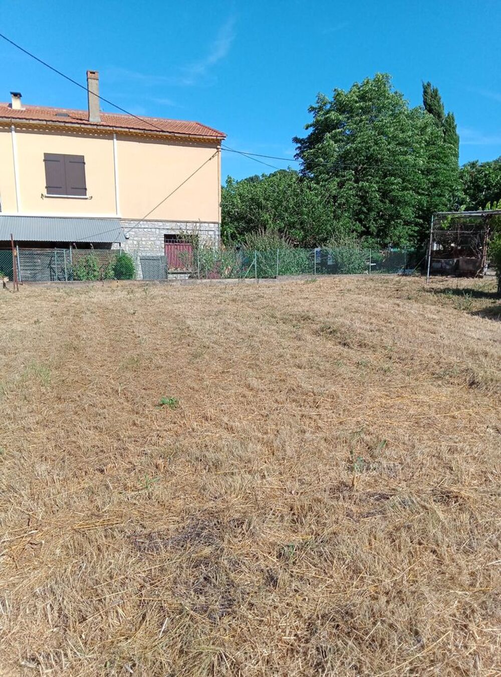Vente Terrain TERRAIN PLAT DE 217 m2, projet maison R+1 La motte