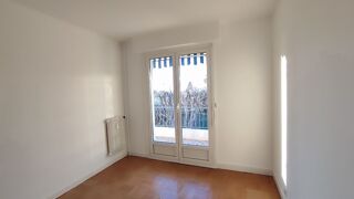 Location Appartement CENTRE VILLE SPACIEUX 2/3 PIECES Vence