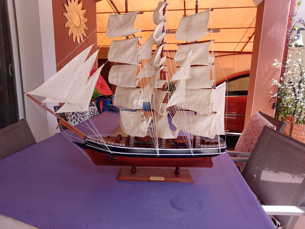 Bateau maquette &agrave; voile en bois Décoration