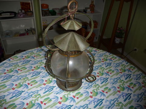 LANTERNE ANCIENNE 35 Sotteville-l�s-Rouen (76)