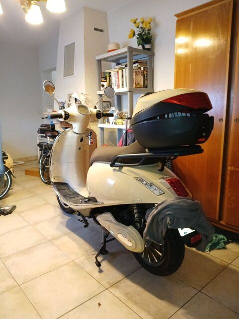 Scooter SILENCE 2022 occasion Montendre 17130