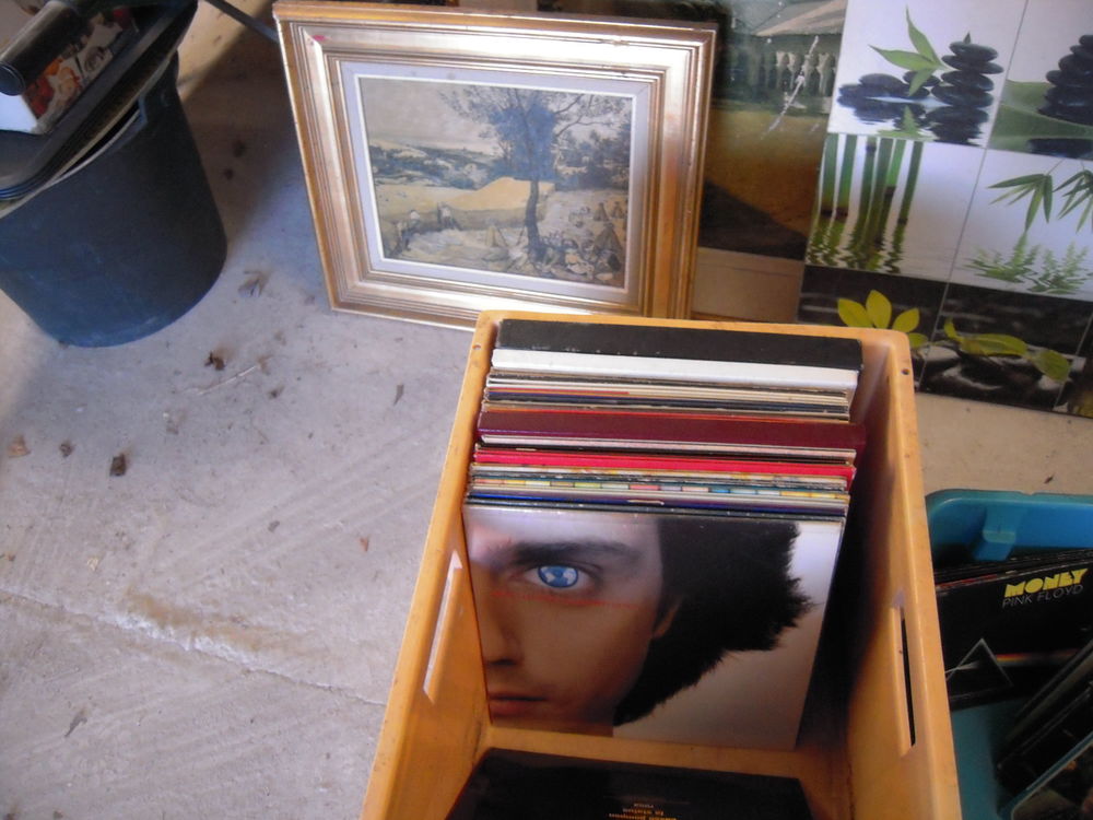 DES 33 T &amp; 45 T ORIGINAUX . CD et vinyles