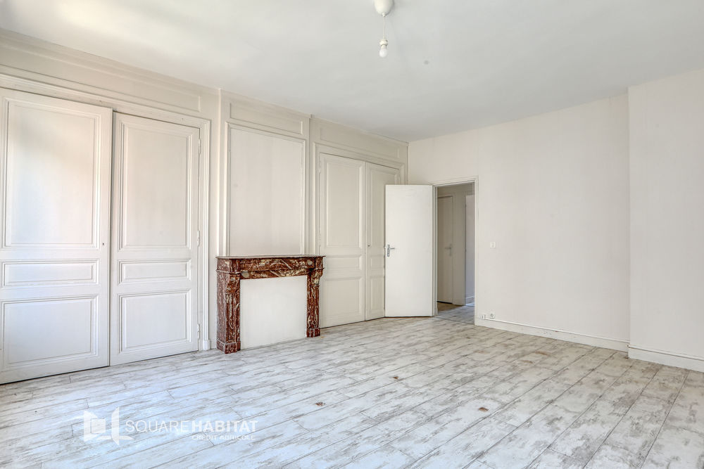 Vente Appartement Grand T2 lumineux - cachet de l'ancien - Elbeuf Elbeuf