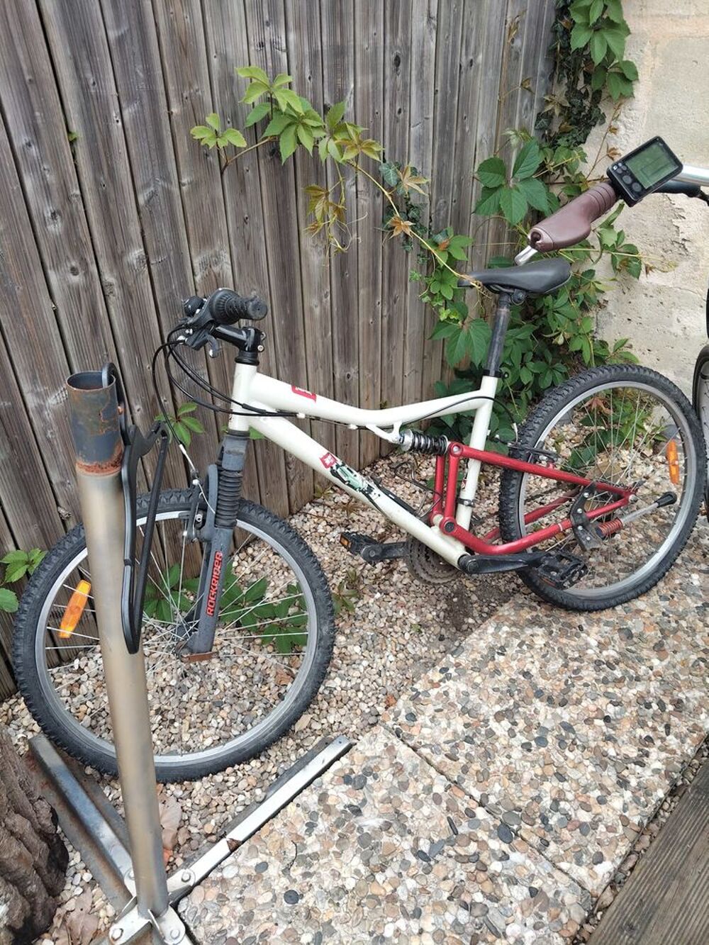 v&eacute;lo Rockrider Vélos