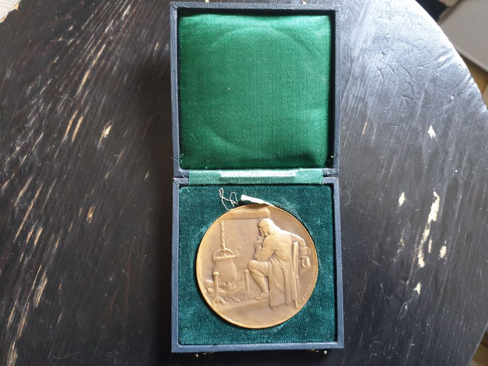 M&eacute;daille invention machine &agrave; vapeur 