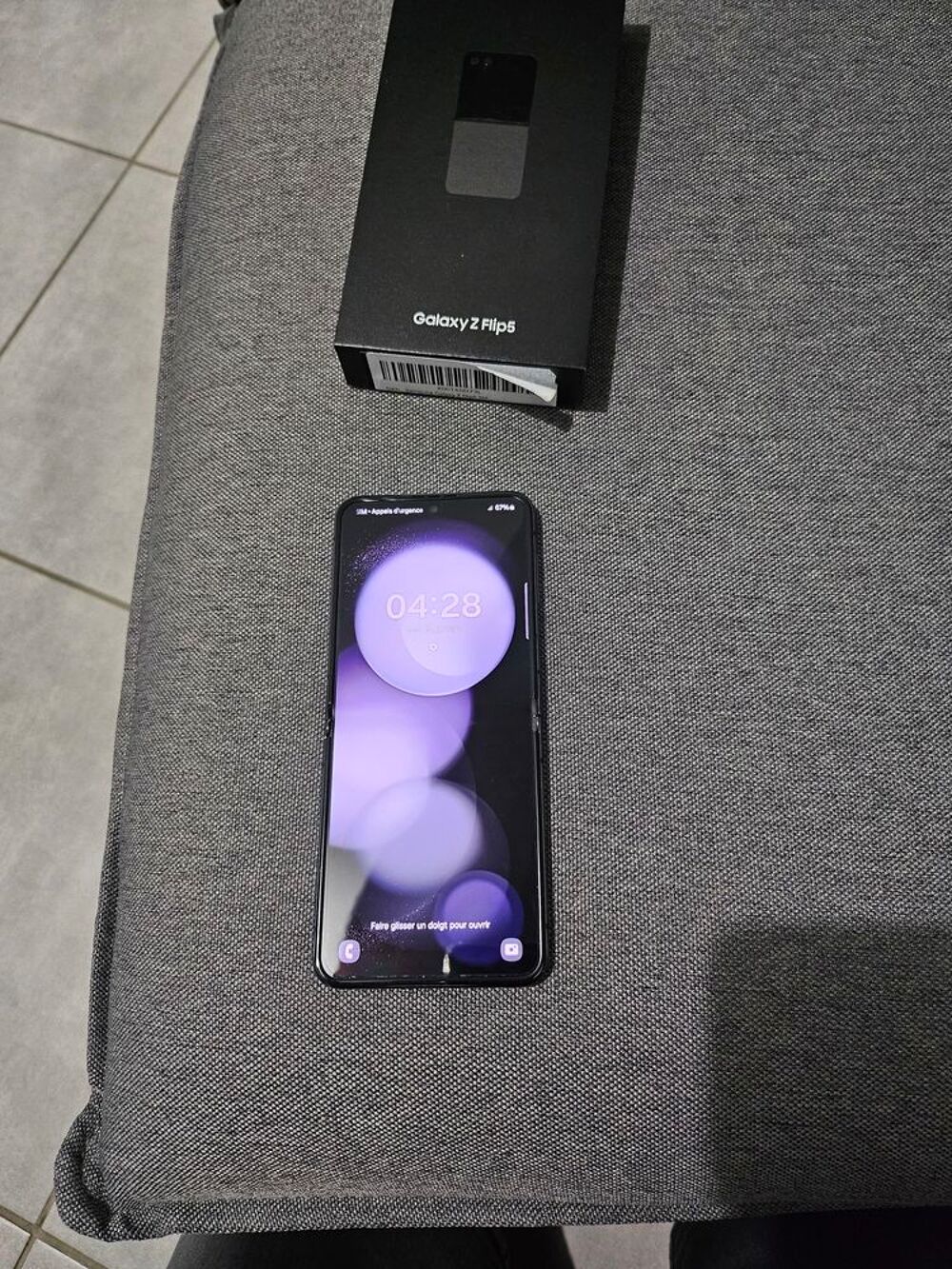 Samsung ZFLIP 5 512giga quasi neuf Téléphones et tablettes