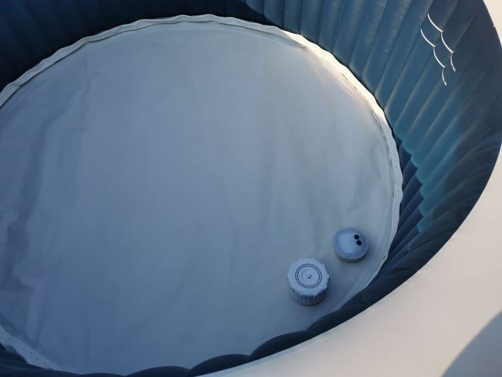SPA INTEX 6 PLACES Jardin