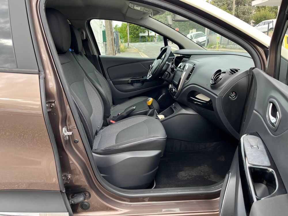 Captur dCi 90 Energy S&S eco&sup2; Intens 2015 occasion 42700 Firminy