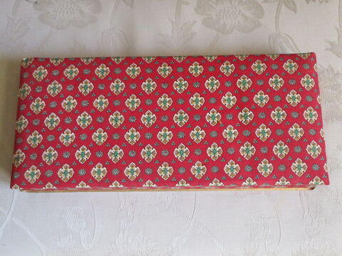 Ancienne bo�te � gants 14 Le Cr�s (34)