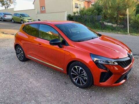 Renault Clio E-Tech full hybrid 160 ch Techno 2024 occasion Arceau 21310