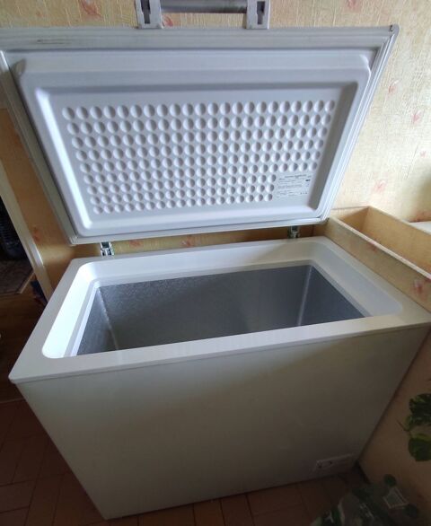  congélateur blanc 4 étoiles BOSH , idéal en appartement Nancy (54)