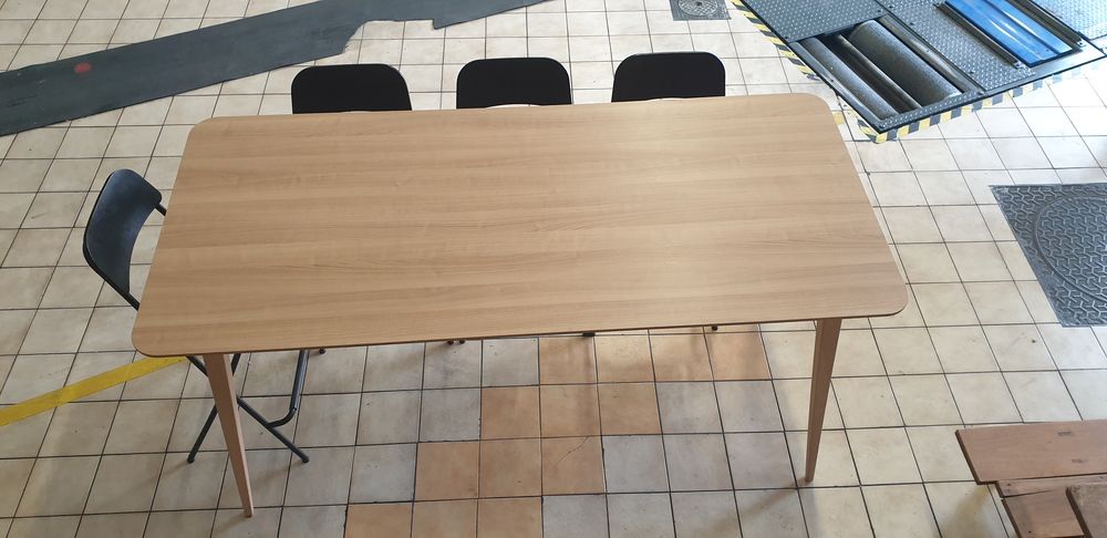 Grande table mange debout 8 pers&nbsp; Meubles