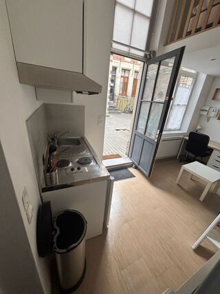  Appartement à louer 1 pièce 18 m²