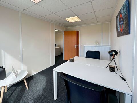 Espace de bureau priv&eacute; pour 2 personnes &agrave; Grenoble Meylan 641 38240 Meylan