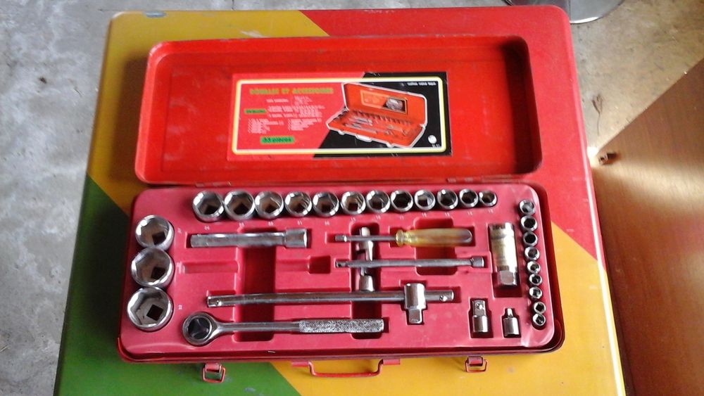 Bo&icirc;te clefs &agrave; douilles Bricolage