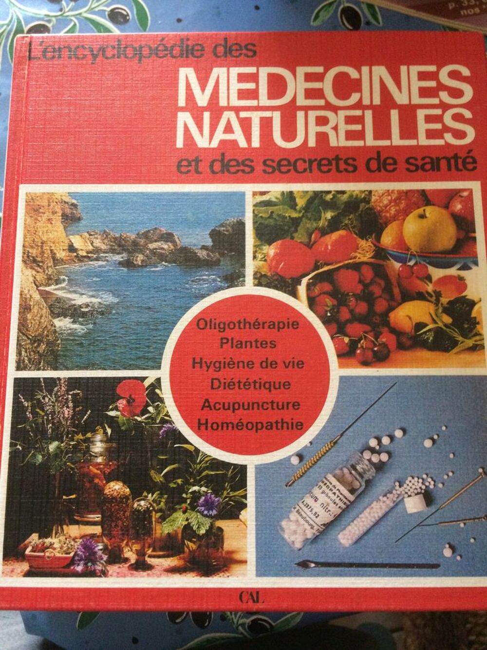 L'ENCYCLOPEDIE DES MEDECINES NATURELLES Livres et BD