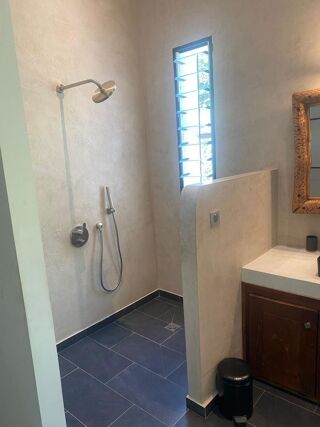  Villa � vendre 5 pi�ces 300 m� Warang, s�n�gal