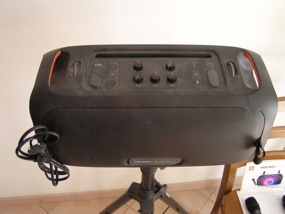 Enceintes JBL Karaok&eacute; (paire) 2x 100 watts Audio et hifi