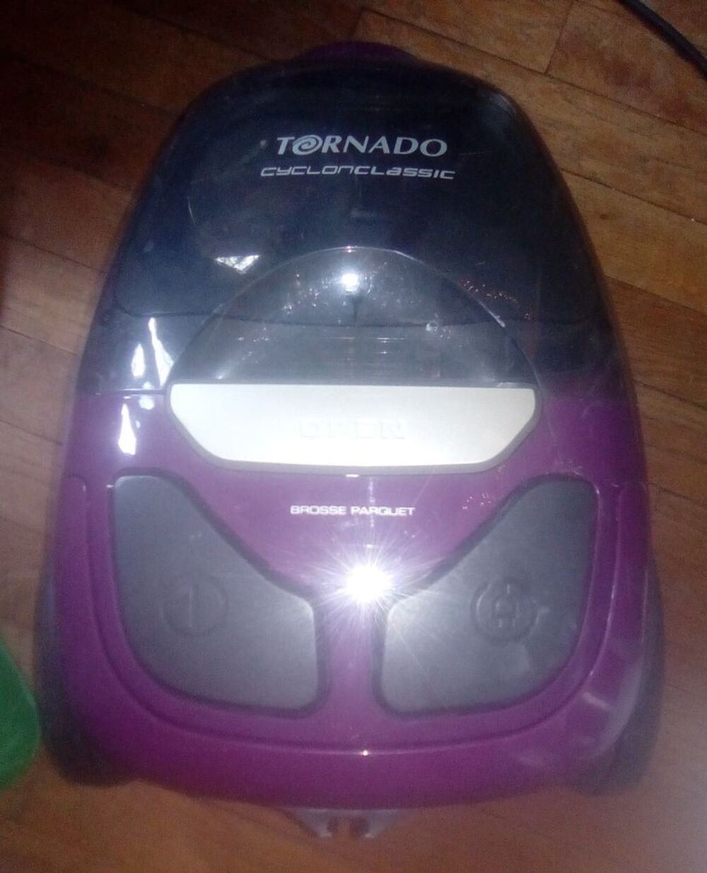 aspirateur sans sac Tornado Cyclon classic Electroménager