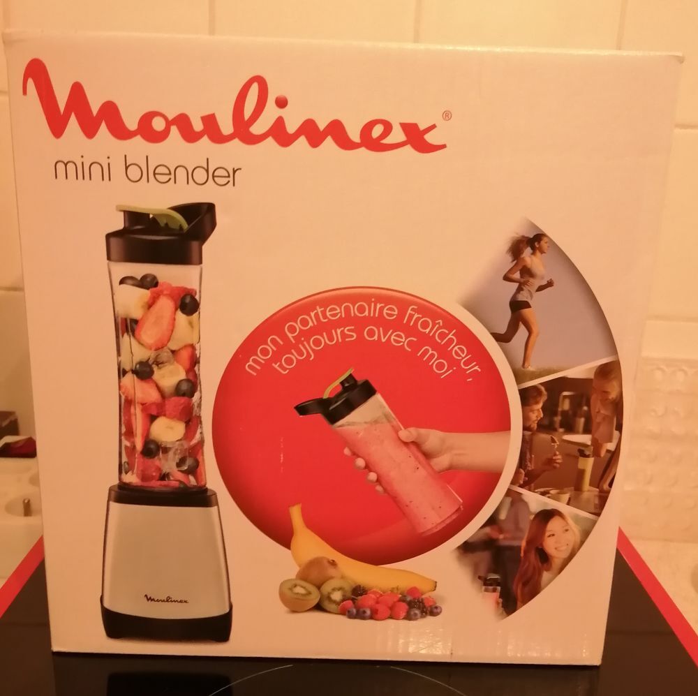  Blender Personnal Moulinex
LM1A0D10
Neuf
Electroménager