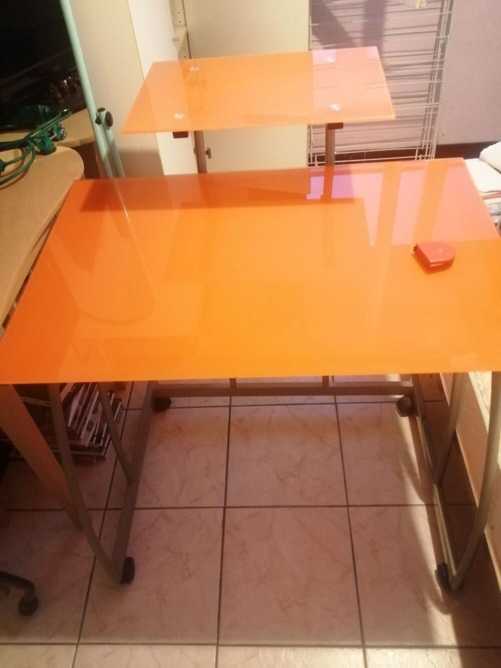 Bureau verre orange 80 x 54 cm Meubles