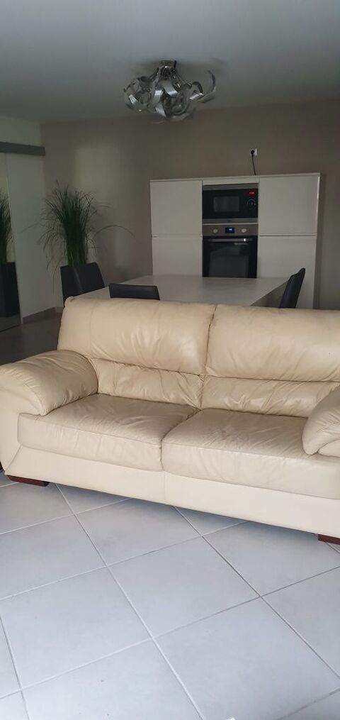 Canap 200 Loire-sur-Rhne (69)