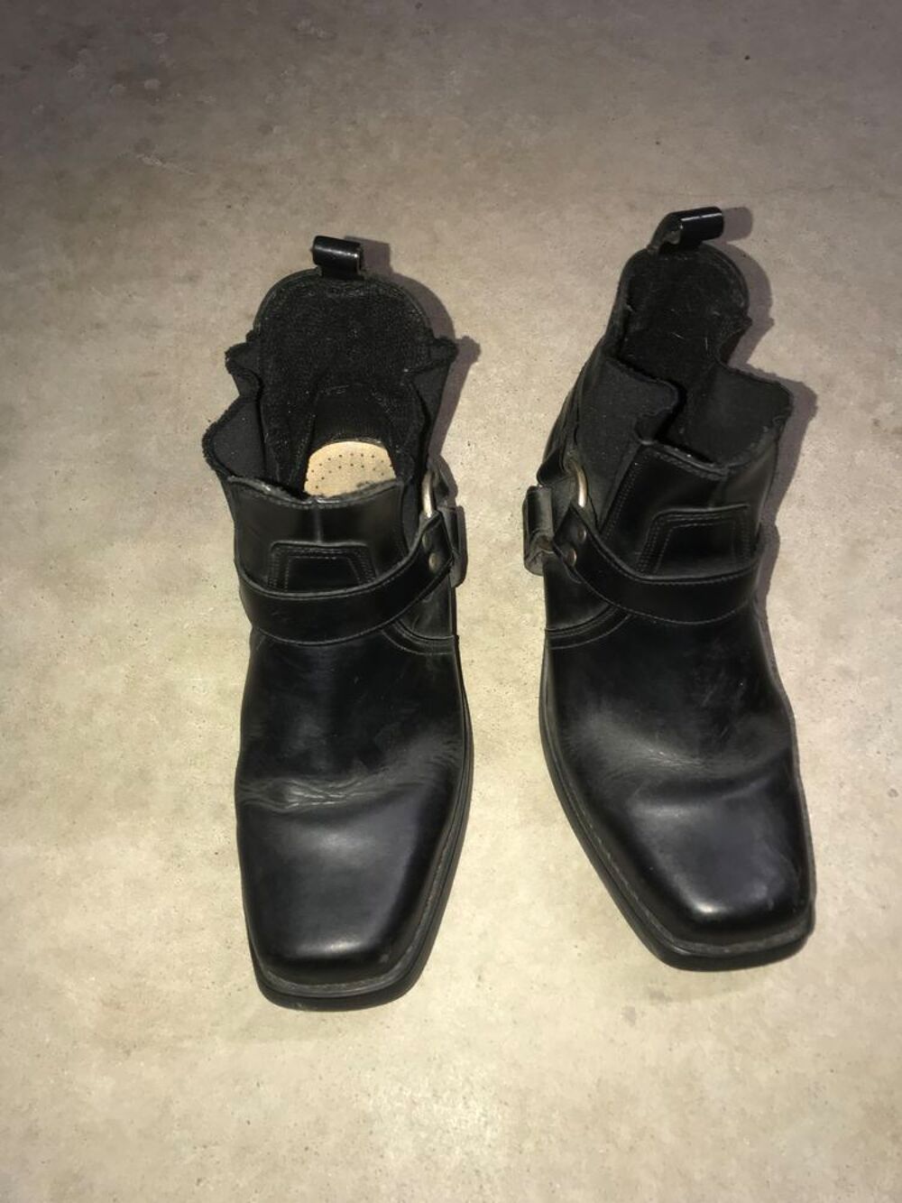 Chaussure d&eacute;contract&eacute;e confortable, Pointure 41 Chaussures