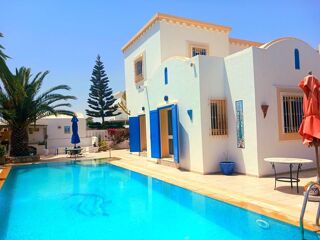  Maison � vendre 5 pi�ces 200 m� Aghir djerba