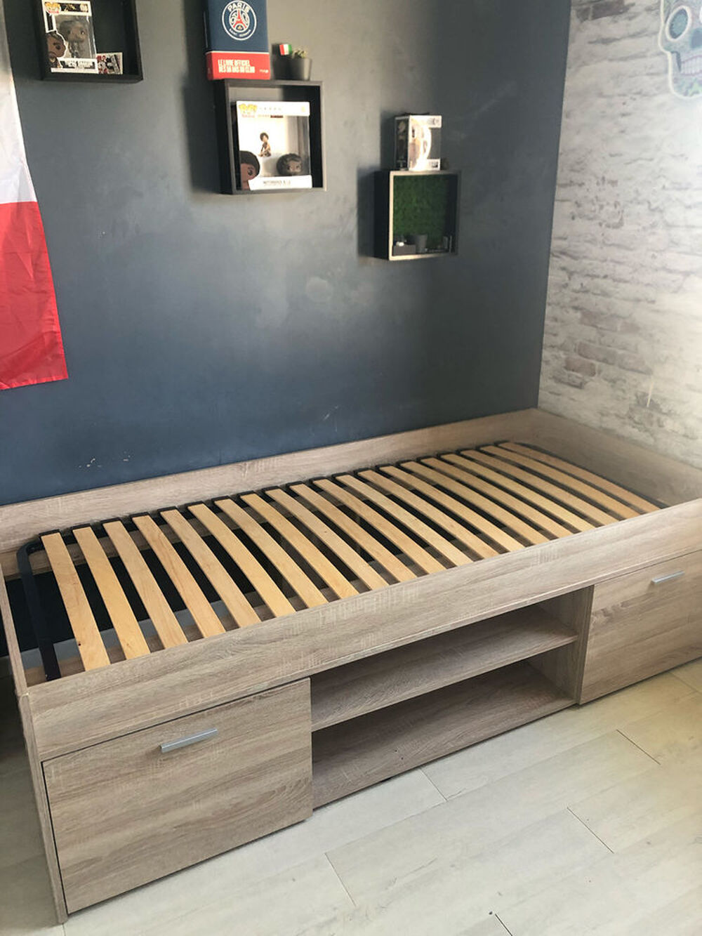 Lit + sommier + matelas Meubles