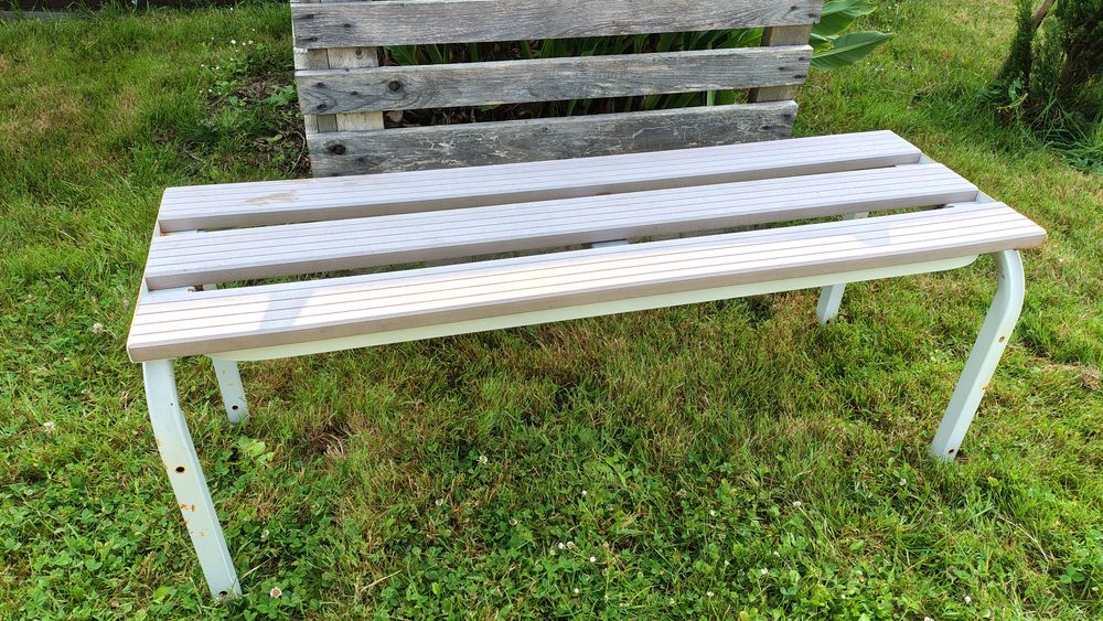 Banc &agrave; lattes composites Meubles