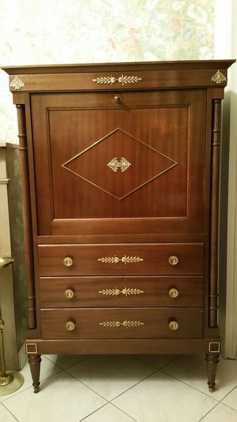 VEND SECRETAIRE 200 Lezennes (59)