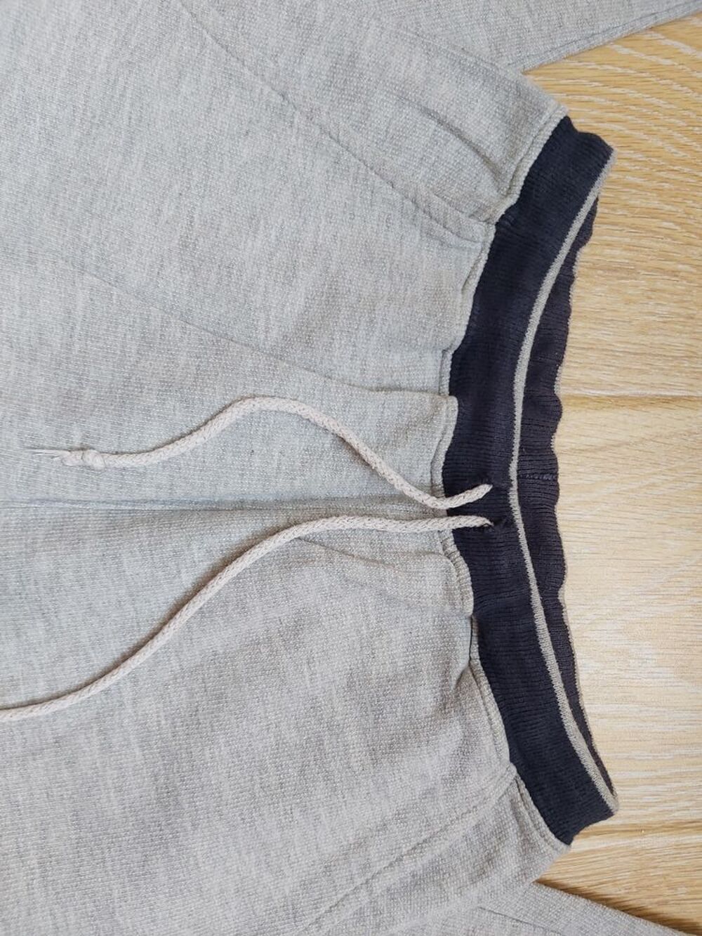 Pantalon de sport, jogging T1 Vêtements
