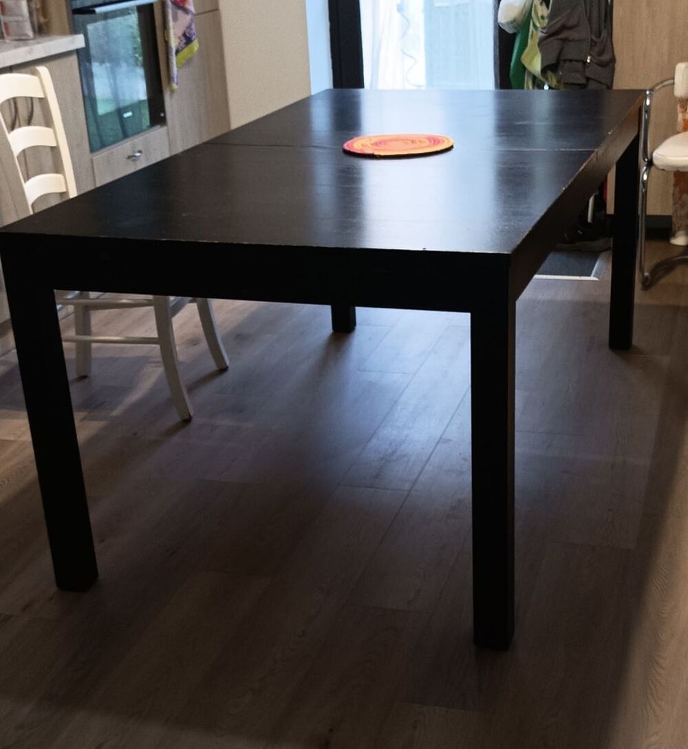 Table de salle a manger 175 x 95 Meubles