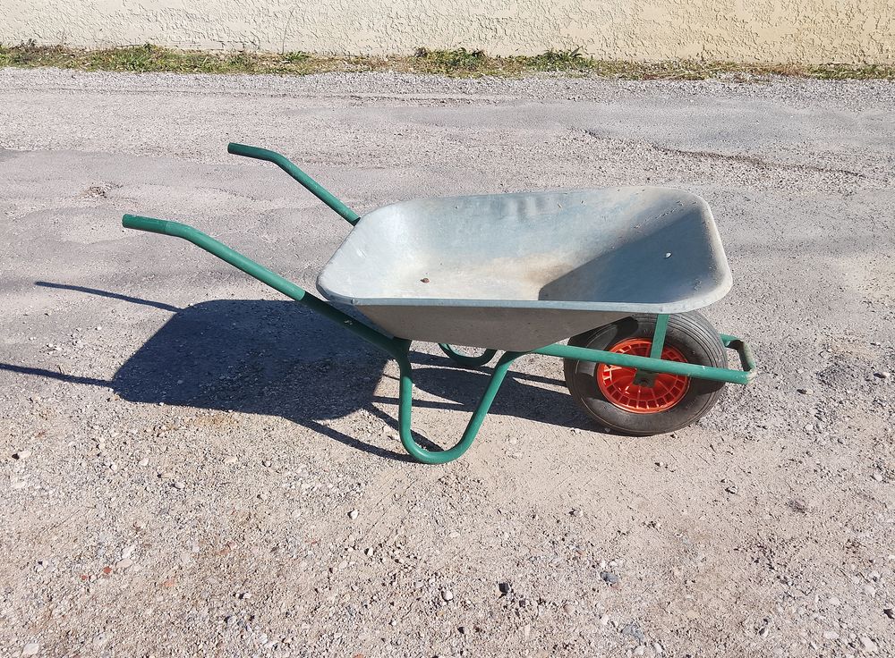 Brouette roue gonflable chantier Bricolage