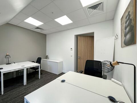 Trouvez un espace de bureau &agrave; Paris 72 Faubourg St Honore  pour 3 personnes o&ugrave; tout est pris en charge 2029 75008 Paris