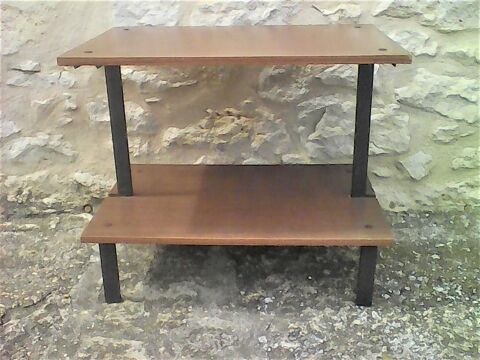 Table basse � 2  plateaux. 10 Blasimon (33)