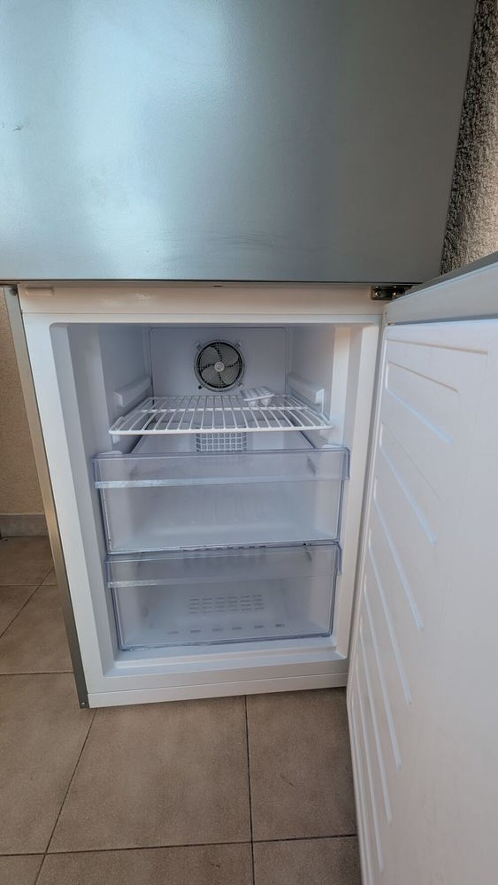 Combi r&eacute;frig&eacute;rateur cong&eacute;lateur Electroménager