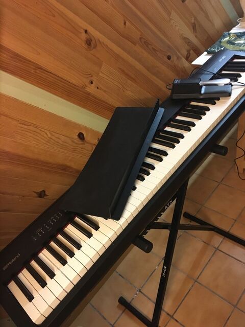 Piano Numérique Haut de Gamme Roland FP-30 très bon état 498 Amiens (80)